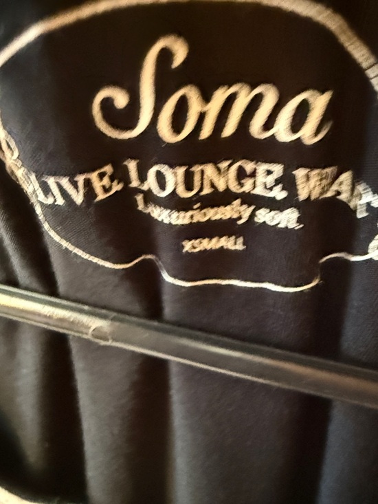 Soma Black Tank Top with Cream Crochet V-Panel - Picture 4 of 8